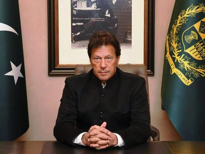 PM ઈમરાન ખાનના ચપ્પલ બનાવનાર પાકિસ્તાની સેલ્સમેનની થઈ ગઈ ધરપકડ