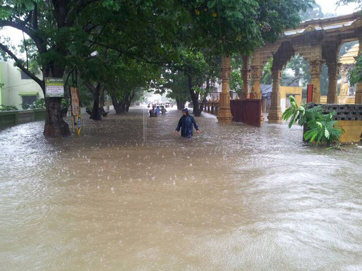 દક્ષિણ ગુજરાતના ઉમરપાડામાં આભ ફાટ્યું, 16 ઈંચ વરસાદ ખાબક્યો